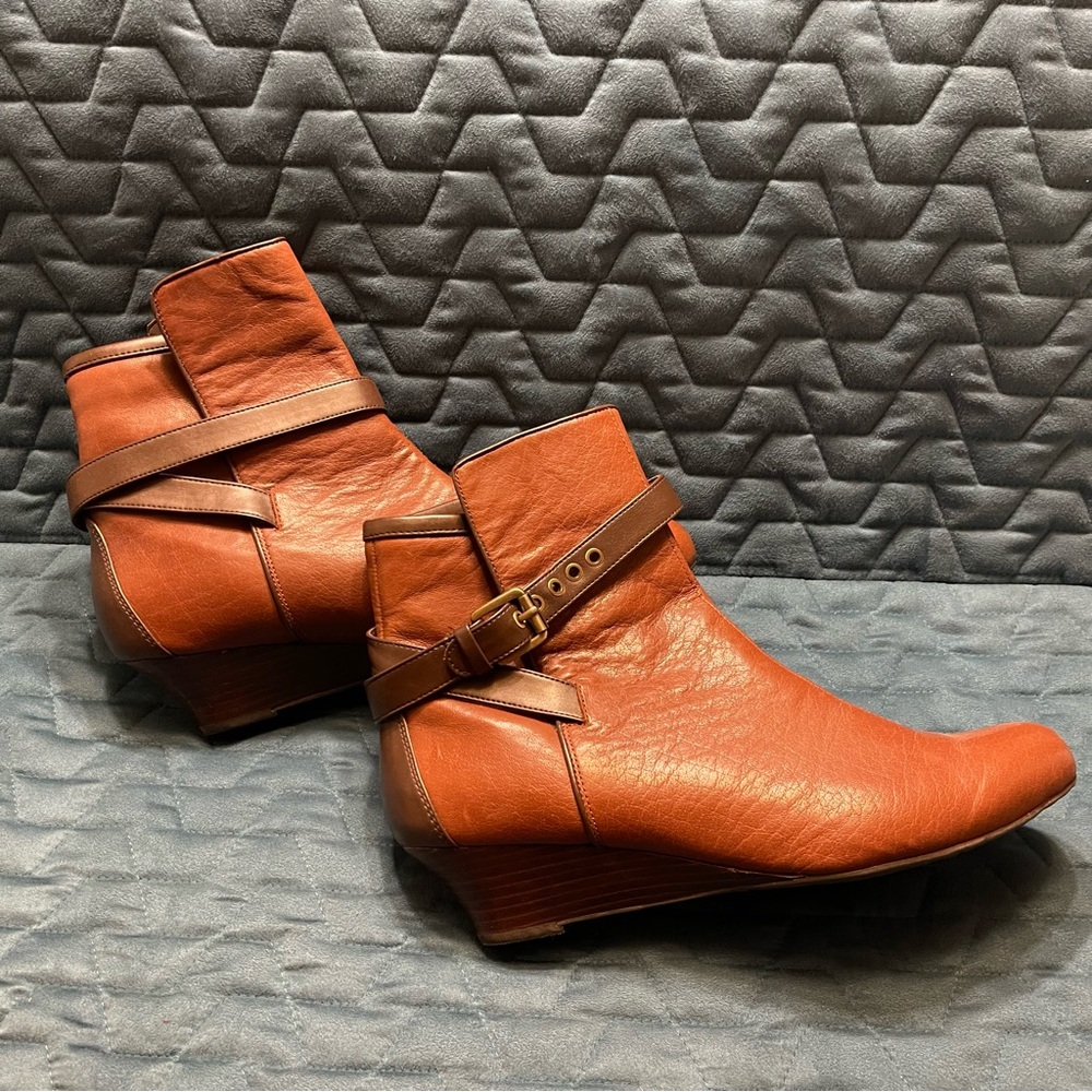 BRAND NEW/No Box ROCKPORT Brown Boots